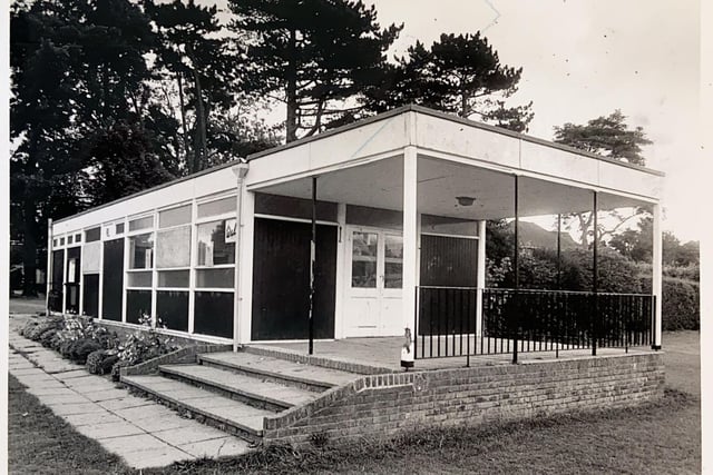 The Old canteen, Horsham Park, September 1989