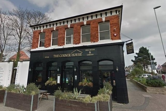 The Corner House pub on the High Street has got 4.4 stars on Google
