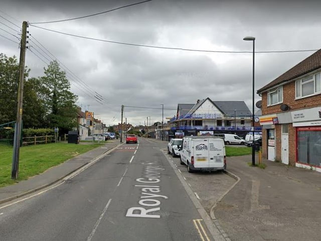 54.8% of homes in Burgess Hill West have an EPC rating of D or lower.