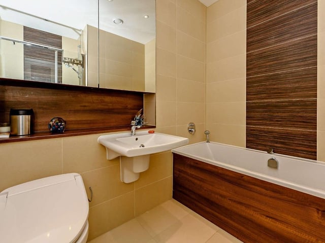 Eastbourne penthouse apartment. Photo from Zoopla