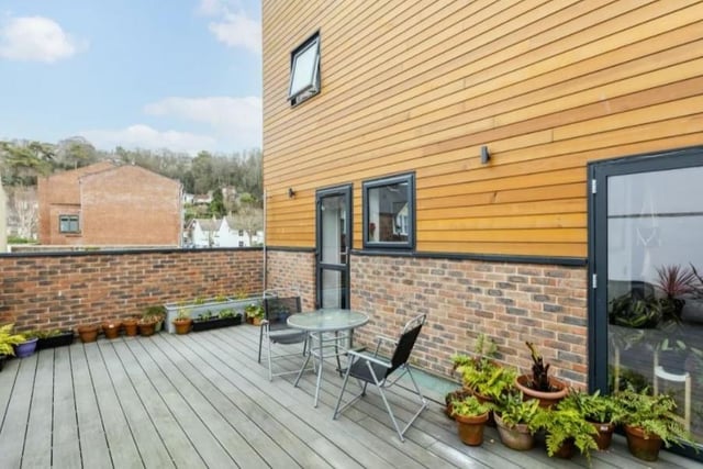 This recently built contemporary home in Timberyard Lane, Lewes, is on the market for £1,400,000 SUS-220318-092044001