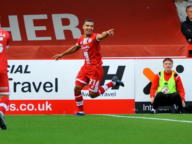 Headed home simply from 6 yards to make it 1-0. Was constant worry for left-back, movement dragged him everywhere. Used experienced to win fouls and relieve pressure. Massive part in second goal, flicked pass on his chest to Hutchinson led to his shot.