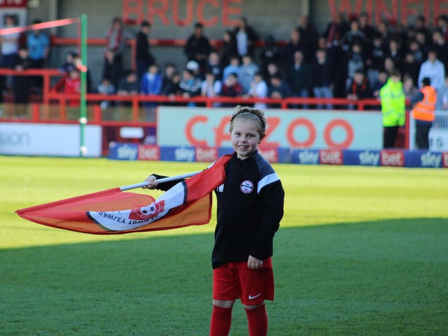 Crawley Town v Swindon Town. Picture by Cory Pickford SUS-220319-194018004