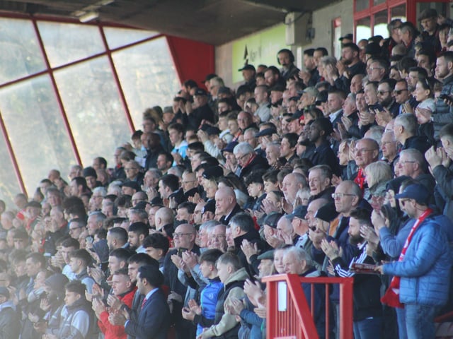 Crawley Town v Swindon Town. Picture by Cory Pickford SUS-220319-194136004