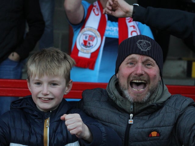 Crawley Town v Swindon Town. Picture by Cory Pickford SUS-220319-194709004
