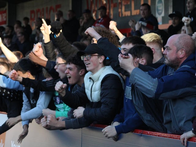 Crawley Town v Swindon Town. Picture by Cory Pickford SUS-220319-195026004