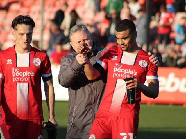 Crawley Town v Swindon Town. Picture by Cory Pickford SUS-220319-195146004