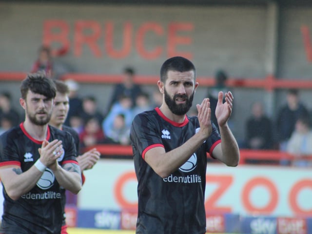 Crawley Town v Swindon Town. Picture by Cory Pickford SUS-220319-194006004