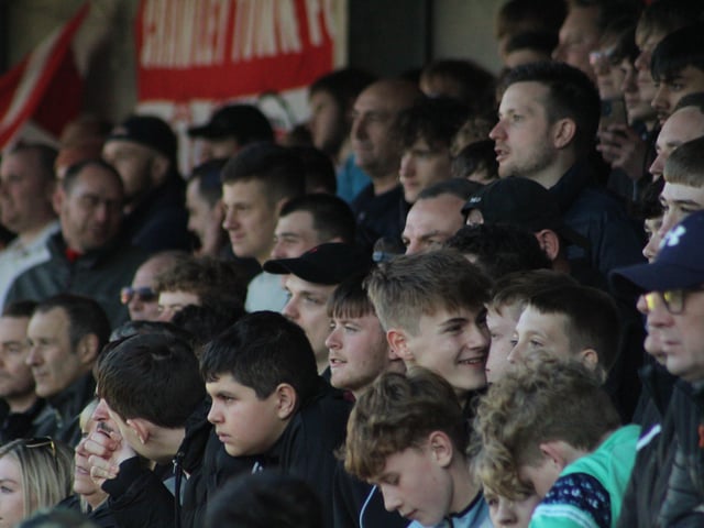 Crawley Town v Swindon Town. Picture by Cory Pickford SUS-220319-194527004