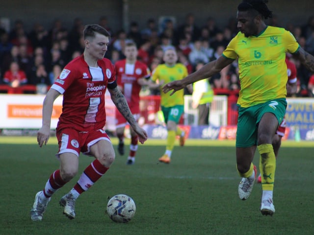 Crawley Town v Swindon Town. Picture by Cory Pickford SUS-220319-194350004