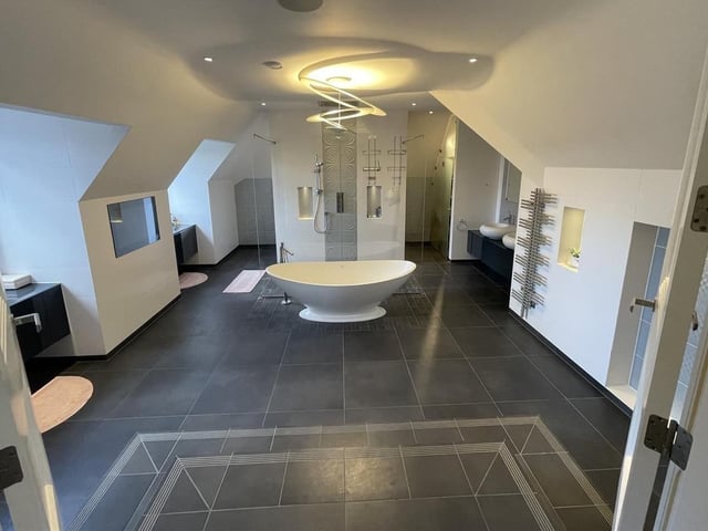 Luxury Crowborough home. Photo from Zoopla