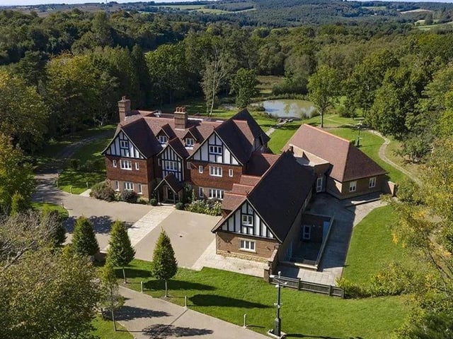 Luxury Crowborough home. Photo from Zoopla