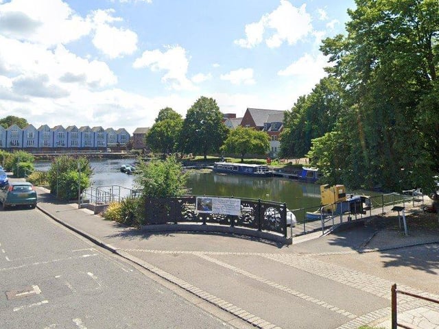 March 28, 10.30am – A 30-minute, one-mile flat walk at a gentle pace, suitable for beginners. Meet: Chichester Canal, PO19 8DT.