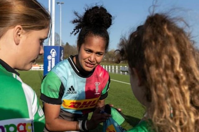 Harlequins Women came to Horsham RFC - and so did an appreciative crowd of around 800 fans