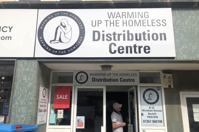 Warming Up The Homeless distribution centre in Bexhill. SUS-220329-100111001