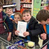 Eastbourne Beaver/Scout colony proud to support foodbank SUS-220330-153814001