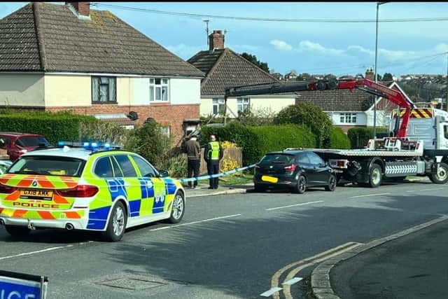 Police at the incident in Marline Road. Picture by Emma Hopkins SUS-220104-095133001