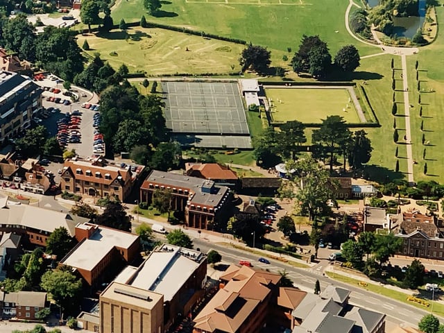 North Street and the edge of Horsham Park