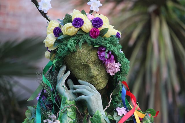 Green Lady event in Hastings Old Town on March 31. Photo by Roberts Photographic SUS-220104-075335001