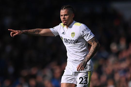 Manchester City could enter the race for Leeds United star Kalvin Phillips, who is also on Manchester United’s transfer radar. (The Athletic)