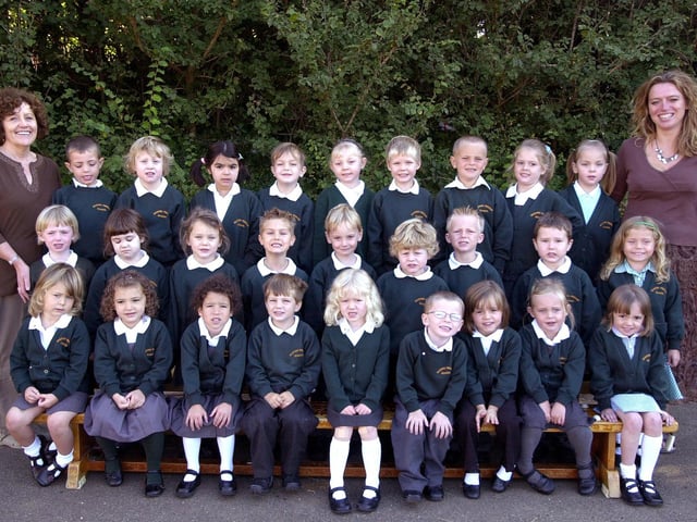 SEAFORD C.P.HSCH008Wrens ClassLeft - Zena Oxborrow [Nursery Nurse] and Right - Corinna Scott [Teacher]. MAYOAK0003540225