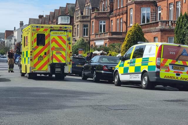 Incident in Hartfield Road, Eastbourne: 14-4-22 (Photo by Laurence Baker) SUS-220414-121126001