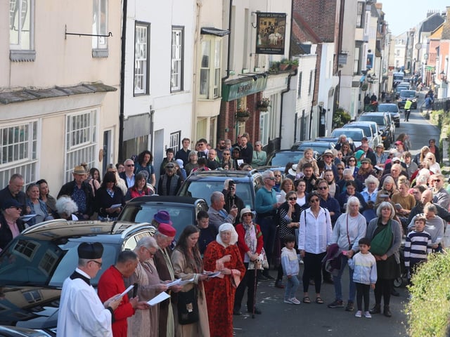 The Procession of Witness on Good Friday 2022. Photo by Roberts Photographic. SUS-220416-111653001