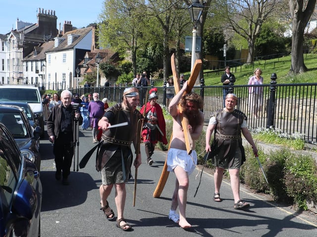 The Procession of Witness on Good Friday 2022. Photo by Roberts Photographic. SUS-220416-111553001