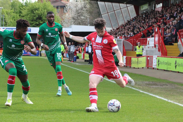 Crawley Town v Walsall. Picture by Cory Pickford SUS-220418-185249004