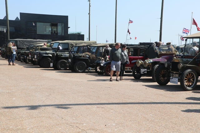 Military Vehicle Run in Hastings Old Town. Photo by Roberts Photographic. SUS-220425-065956001