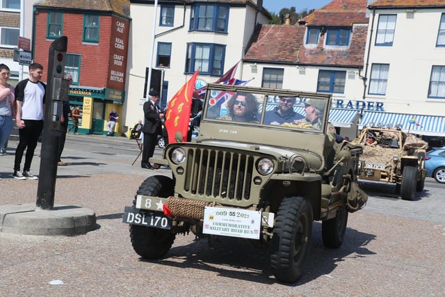 Military Vehicle Run in Hastings Old Town. Photo by Roberts Photographic. SUS-220425-070120001