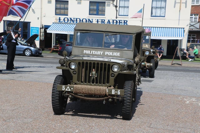 Military Vehicle Run in Hastings Old Town. Photo by Roberts Photographic. SUS-220425-070109001