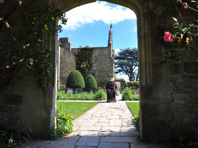Nyman's Gardens at Handcross. Pic S Robards SR2204261 SUS-220426-173613001