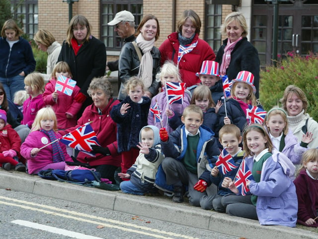 JPCT 24 October 2003 Queen visits Horsham. The Capitol C3440846a -photo by Derek Martin ENGSUS00120120202164752
