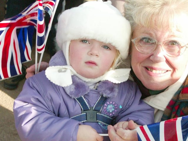 JPCT 24 October 2003 Queen visits Horsham. The Carfax C3440447a -photo by Steve Cobb ENGSUS00120120202152758