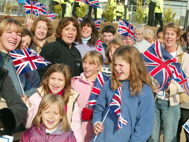 JPCT 24 October 2003 Queen visits Horsham. The Carfax C3440460a -photo by Steve Cobb ENGSUS00120120202152809