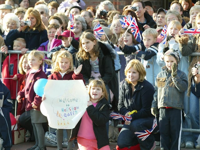 JPCT 24 October 2003 Queen visits Horsham. The Capitol C3440931a -photo by Derek Martin ENGSUS00120120202163846