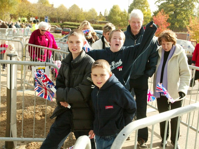 JPCT 24 October 2003 Queen visits Horsham. The Carfax C3440528a -photo by Steve Cobb ENGSUS00120120202152612