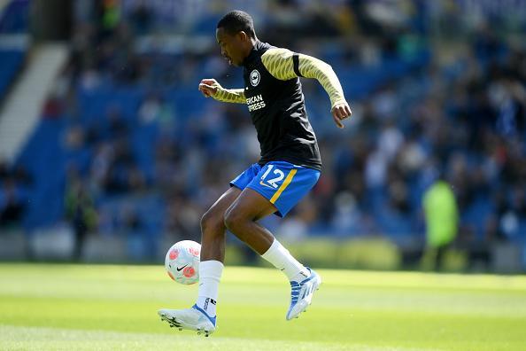 Unable to stamp his mark on the game playing just behind the striker. Found in tough to find pockets of space in that role. Subbed off for Webster (60'). 6/10