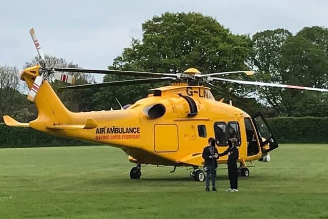 Emergency service crews in Midhurst Close, Crawley SUS-220105-164636001