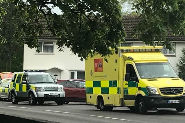 Emergency service crews in Midhurst Close, Crawley SUS-220105-164626001