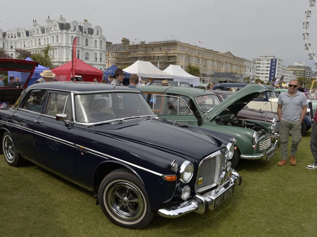Magnificent Motors, Eastbourne 2022 (Pic by Jon Rigby) SUS-220205-004918008