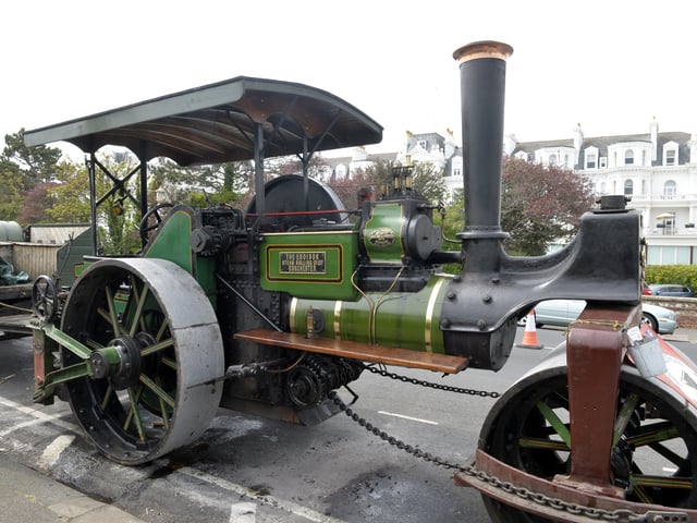 Magnificent Motors, Eastbourne 2022 (Pic by Jon Rigby) SUS-220205-004615008
