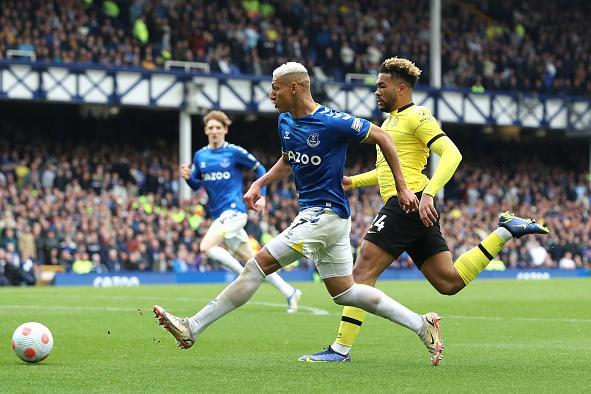 Everton will reportedly accept transfer offers of around £50million or more for Richarlison this summer, following recent links with Manchester United and Arsenal. (Caughtoffside)