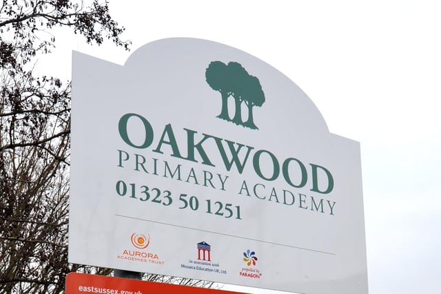 Oakwood Primary Academy 
2021-2022 = 60 places, 16 1st pref, 16 1st pref given 
2021-2020 = 60 places, 27 1st pref, 27 1st pref given
2020-2019 = 60 places, 36 1st pref, 37 1st pref given