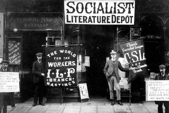 51 Robertson Street when it was the Socialist Literature Depot SUS-221005-094041001