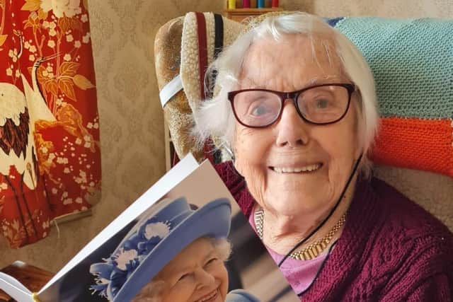 Eastbourne resident Isobel Kennett celebrates her 100th birthday SUS-221005-145028001