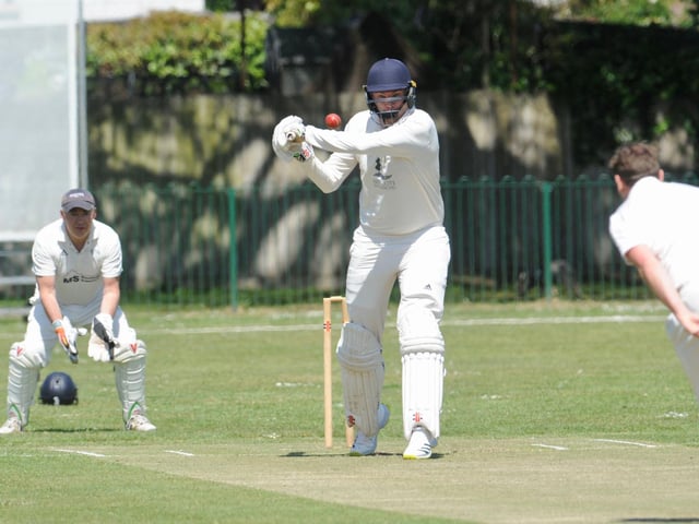 Action from Worthing's innings in their win over Broadwater / Picture: Stephen Goodger