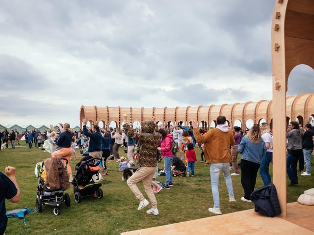 The Riwaq on Hove Lawns become a bustling community arts hub throughout the Festival as artistic takeovers from local creatives such as Best Foot Music, In-House Records, Little Green Pig, Create Music and Carousel brought this unique outdoor space to life