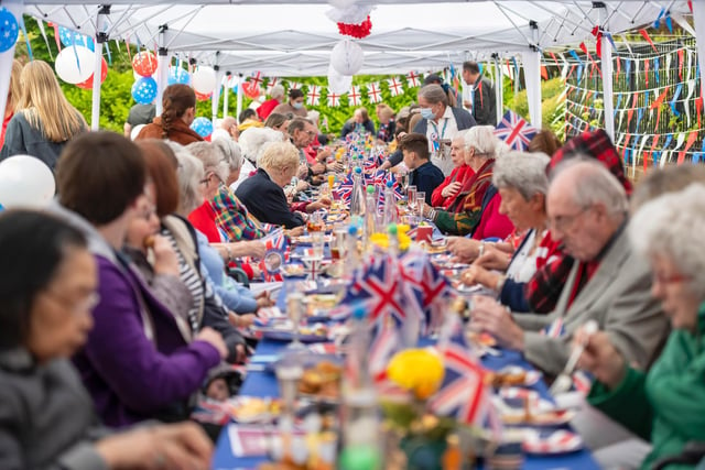 Maycroft Manor Care Home on Carden Avenue, celebrated Her Majesty, the Queen’s Platinum Jubilee yesterday by holding a street party for over 120 residents, relatives and members of the local community